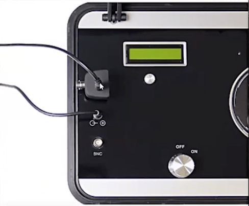 Connect the link cable and power cable of Spooky2 Scalar